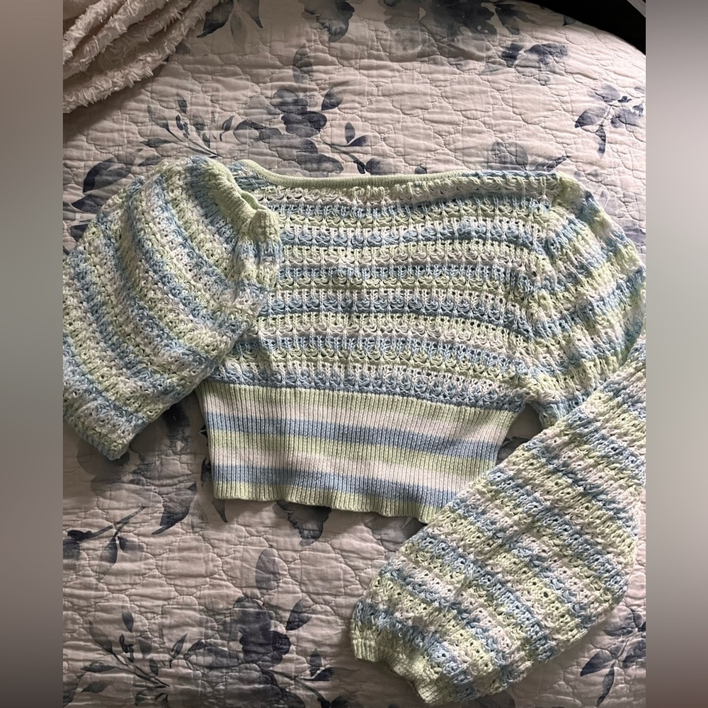 NIT LONGSLEEVE CROP TOP